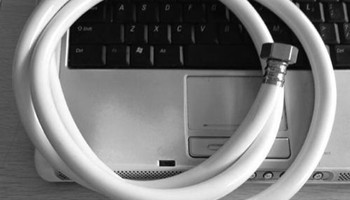 PVC淋浴管好還是金屬淋浴管好？