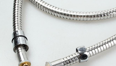 目前國內金屬淋浴管行業(yè)存在幾點不足